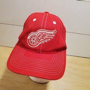 Detroit Red Wings Hat Strapback Baseball Vintage Cap Dad Trucker Zephyr NHL Red